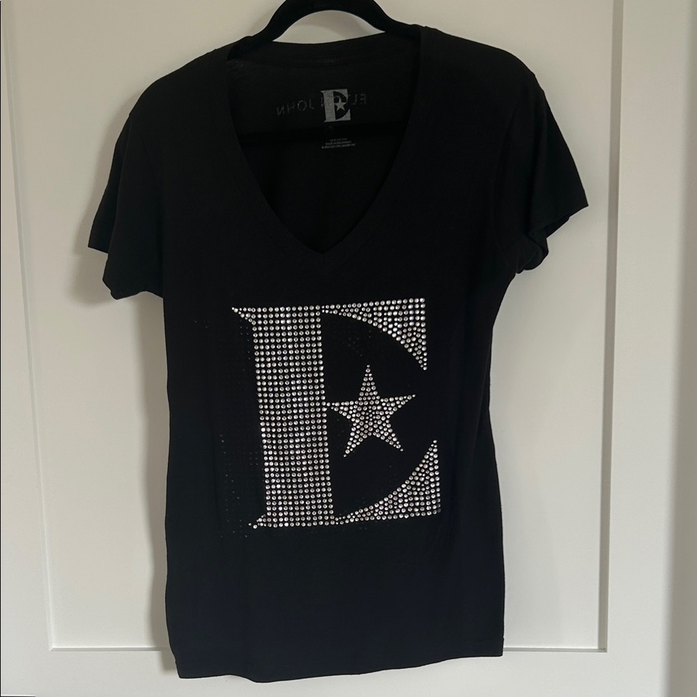 Elegant Elton John Black V-Neck Tee